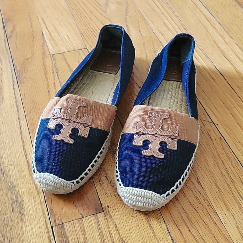 Tory burch canvas espadrilles size 9